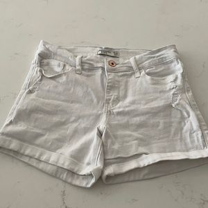 White Abercrombie kids denim shorts 13/14